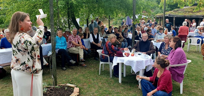 Die ZEGG Gemeinschaft feiert 35 Jahre ZEGG
